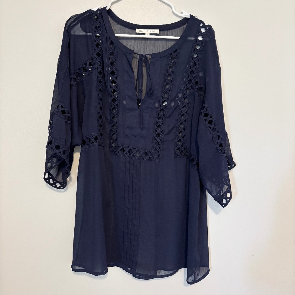 Daniel Rainn M navy sheer embroidered-cutout design tunic